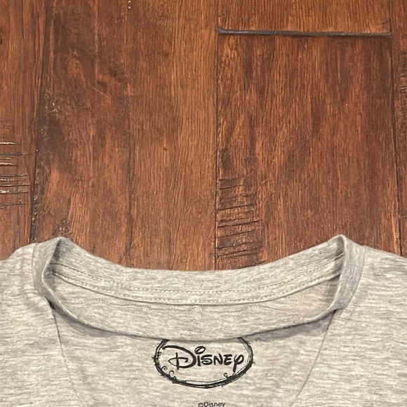Large Women’s Disney Gray T-Shirt with Mickey and Minnie - Picture 2 of 8